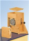 Large capacity manual flour mill in wood up to 4.5 kg per hour