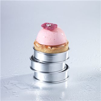 Tartlet dome pink and lychee sweetness