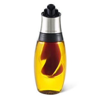 Oil cruet and vinegar duo both in a bottle beak anti-drip
