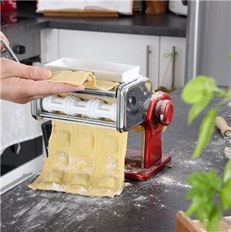 Make your homemade ravioli